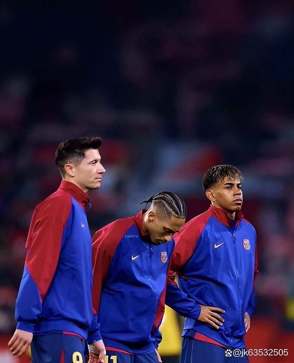 巴萨横扫莱比锡红牛,拉什福德高光表现 巴萨横扫莱比锡红牛,拉什福德高光表现