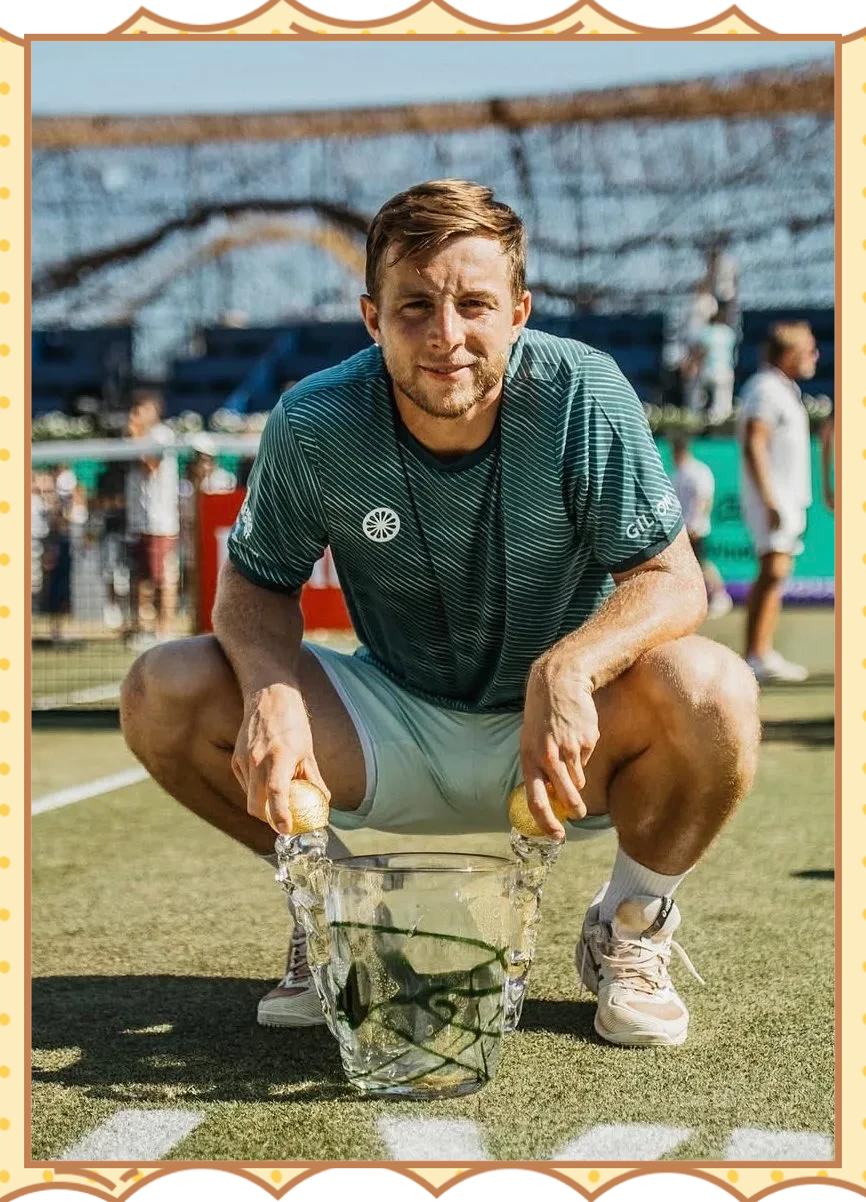 温网完胜ATP总决赛,鲁德扛起全队 温网完胜ATP总决赛,鲁德扛起全队