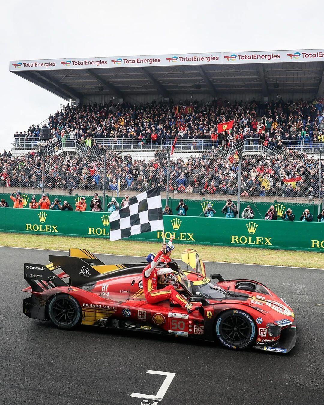 法拉利险胜迈凯伦,勒克莱尔点燃赛场 法拉利险胜迈凯伦,勒克莱尔点燃赛场