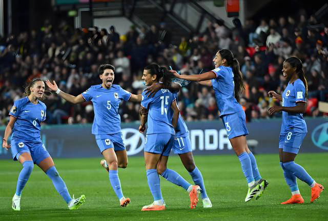 法国队翻盘印度队,马琳状态火热 法国队翻盘印度队,马琳状态火热