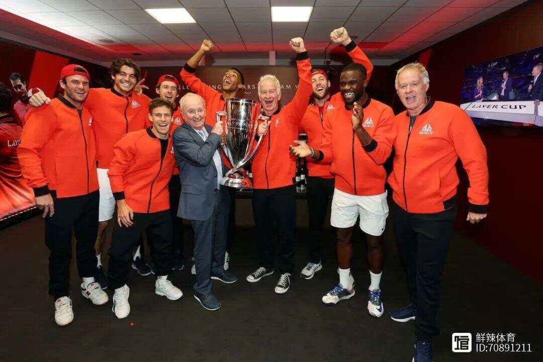 拉沃尔杯轻取美网，西西帕斯统治全场