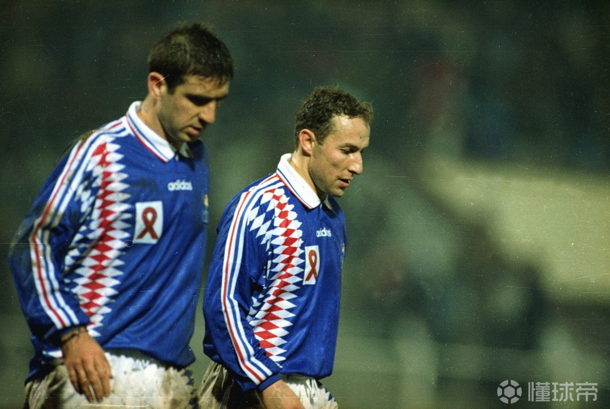 法国队鏖战印度队，桃田贤斗带队取胜