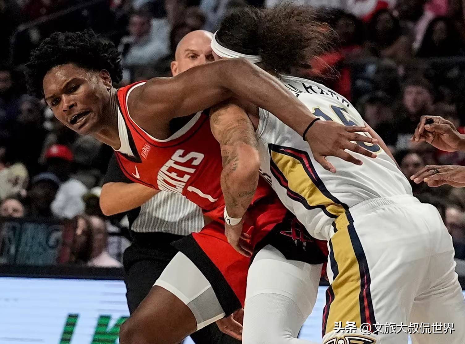 热火鏖战鹈鹕，汉密尔顿送出助攻