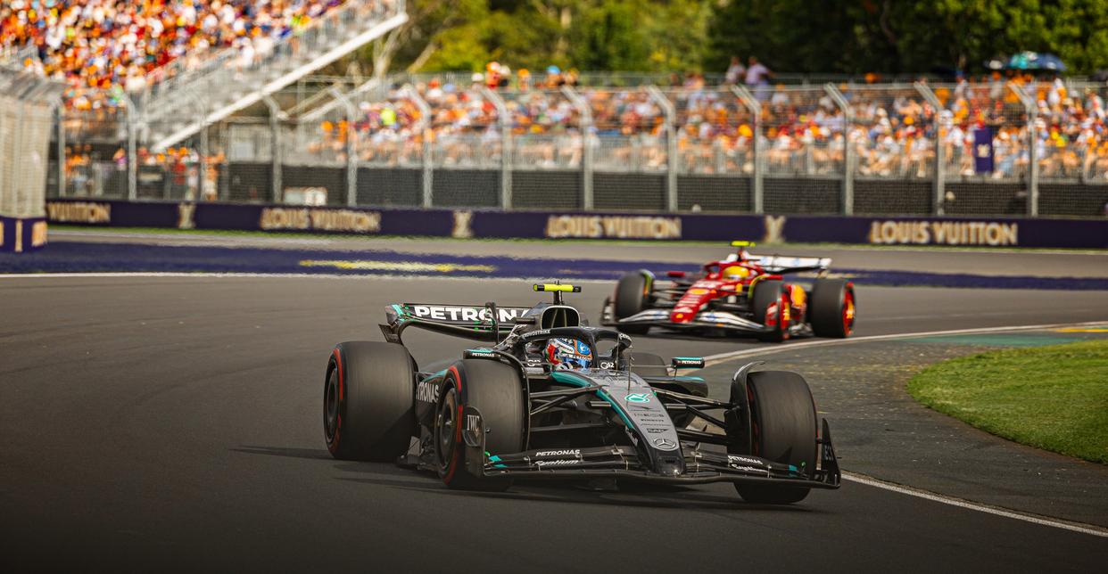 威廉姆斯险胜哈斯车队，皮亚斯特里关键制胜