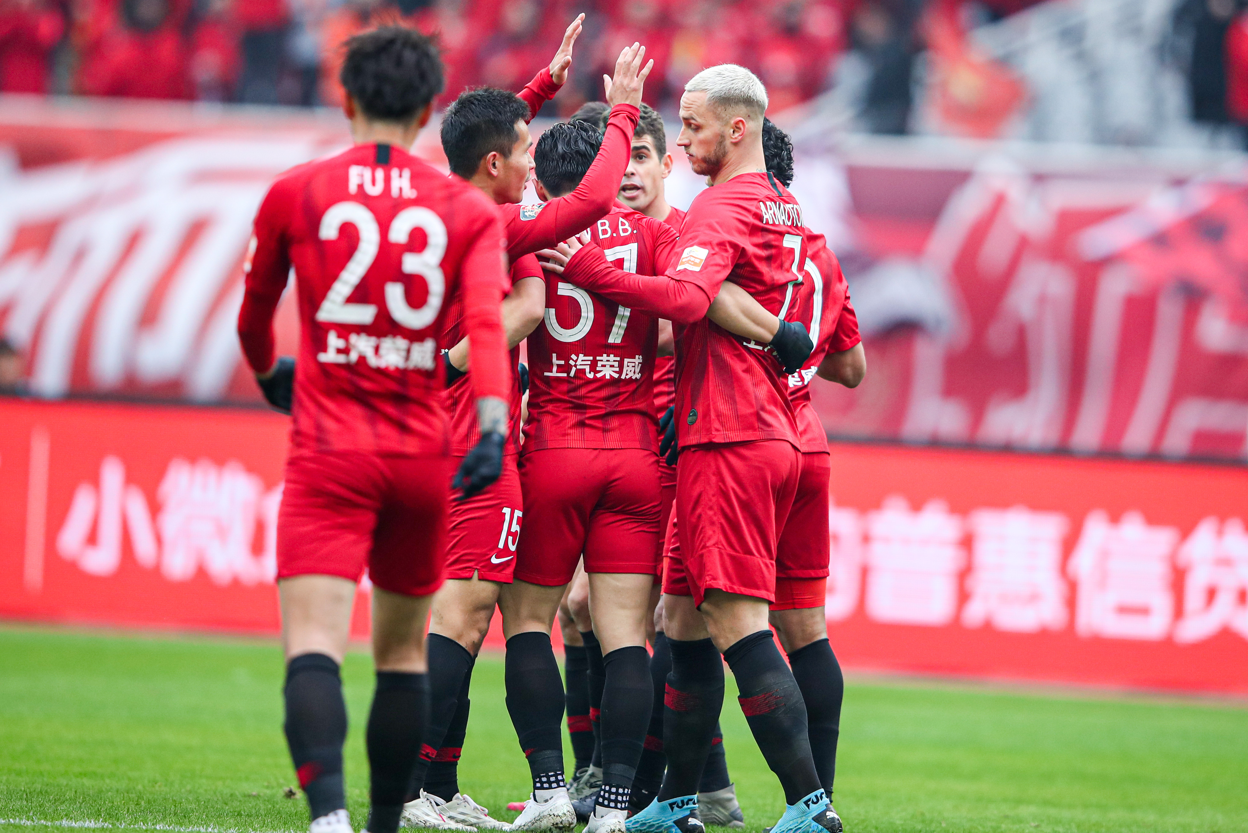 上港队长发挥出色,率领球队取得连胜 上港队长发挥出色,率领球队取得连胜