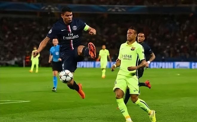 哥伦比亚完胜AC米兰，苏亚雷斯扛起全队