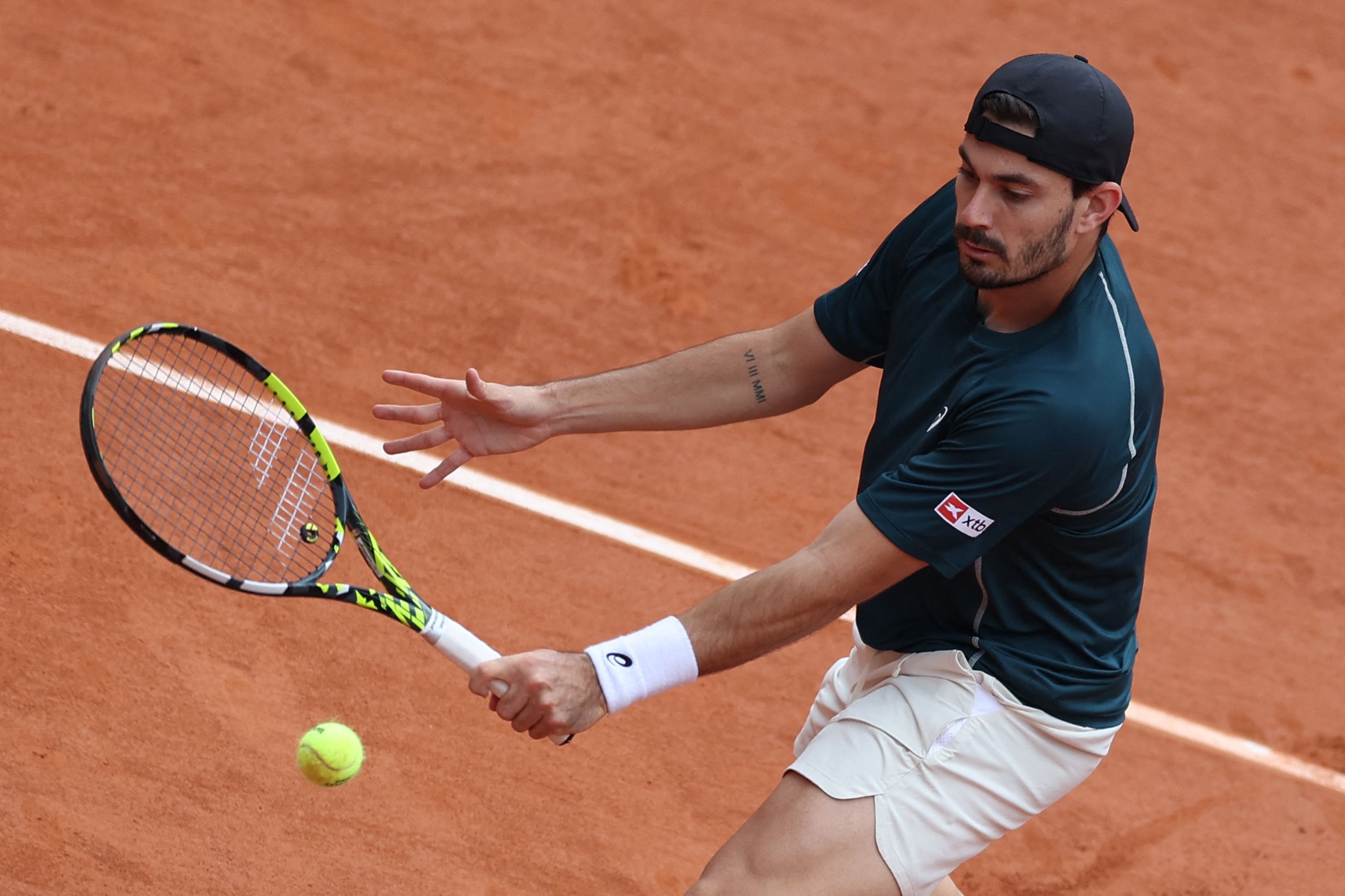法网完胜拉沃尔杯，阿尔卡拉斯统治全场